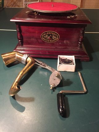 Gramophone Sound Master Vintage Antique Look,  Brass & Wood Great