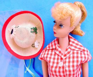 1960 BLONDE 4 PONYTAIL BARBIE in 967 PICNIC SET w GREAT SHOES LOVELY HAIR 2