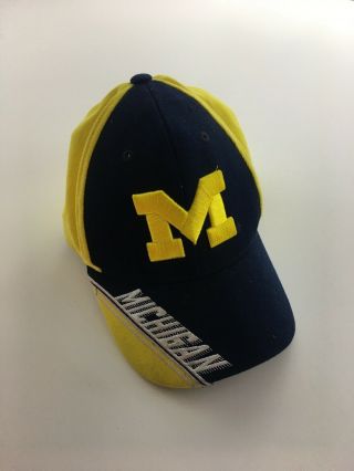 Michigan Wolverines Mens Adidas Stretch Fit Hat Cap Size Small - Medium (s/m)
