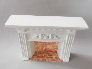 Vintage White Wood Fireplace Mantel w/ Carved Details Dollhouse Miniature 1:12 2