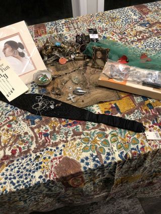 Vintage Ladies Junk Drawer Gold Silver Signed Gorman Cloth Tapestry Jewelry