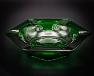 Vintage Emerald Green Glass Cigarette Ashtray Hexagon Cigar Star 5.  75 " Ash Tray