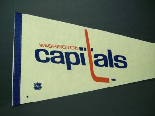Vintage Early 1980 ' S WASHINGTON CAPITALS NHL Hockey Felt Pennant Flag Beauty 2