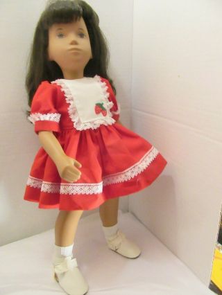 Sasha Doll 16” Brunette In Red Dress Vintage 1975 Made In England Designer Doll