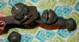 OLD VINTAGE ANTIQUE BRASS? OR OTHER METAL 7 SLEIGH BELLS LEATHER STRAP WLB? 3