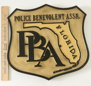 VINTAGE FLORIDA PBA WALL PLAQUE - - 30,  YEARS OLD - GREAT TO HANG IN OFFICE OR DEN 2