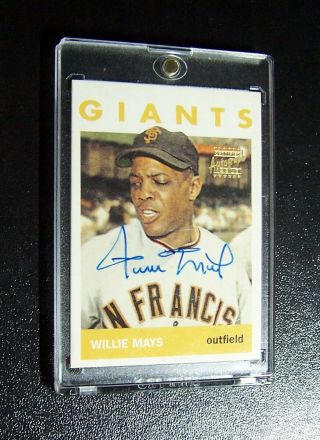 1997 Topps Commemorative Willie Mays Certified Autograph 18 1964 Topps Reprint