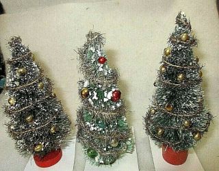 3 Vintage Bottle Brush Christmas Trees = 5 1/2 " To 6 " Tall = Wood Base 5