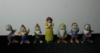 Vintage Walt Disney Snow White & The Seven (6) Dwarfs Porcelain Bisque Figurines