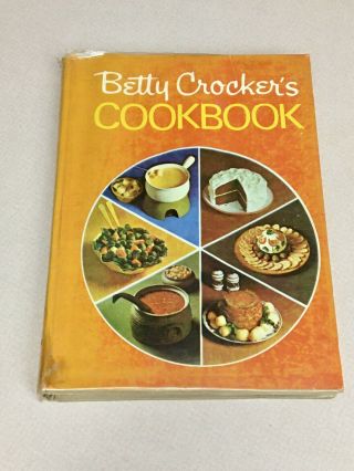 Vintage Betty Crocker’s Cookbook Pie Cover First Printing 1969 Hardcover