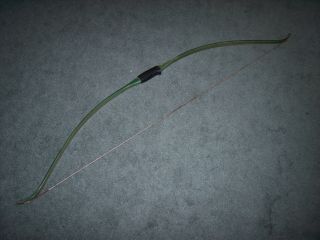 Vintage Western Field Archery Figerglass Recurve Bow 30 By Drawing