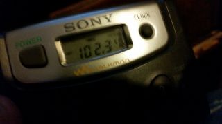 Vintage Sony SRF - M37V Walkman Radio Digital Tuning Weather/FM/AM N0/Clip 3