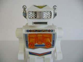 Vintage Battery Operated Plastic Toy Robot; Made In Hong Kong