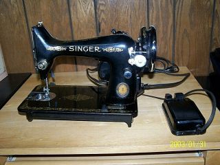 Vintage SINGER Black 23 lb SEWING MACHINE,  MADE IN GREAT BRITAIN 2