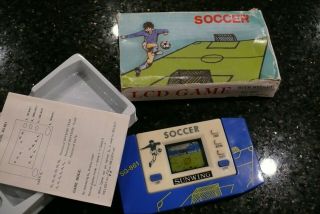 Sunwing Soccer Vintage Electronic Handheld Tabletop Video Game Watch ✨u Fix✨