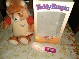 Vintage 1985 Teddy Ruxpin Stuffed Bear With Cassette