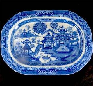 C1820 Antique Pearlware Blue & White Platter Charger Chinese Pagoda Scene