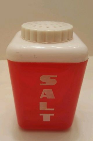 Vintage Lustro Ware White On Red Salt Shaker 4 " Hard Plastic 1950’s