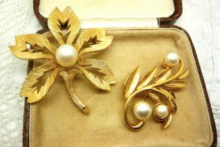 Vintage Jewellery Signed Trifari/napier Gold Tone Pearl Brooches/pins