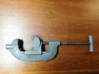 Very Heavy Duty Vintage Ridgid Pipe Cutter No.  4 - Cuts 2 " To 4 "