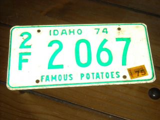 Vintage Idaho License Plate 1974 Famous Potatoes 2f - - 2 067 - - Tag 1975 Issue