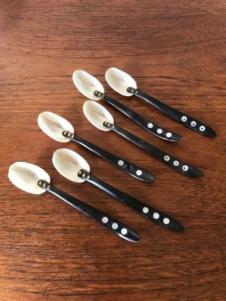 Six Vintage Mother Of Pearl Caviar Sea Shell Spoons