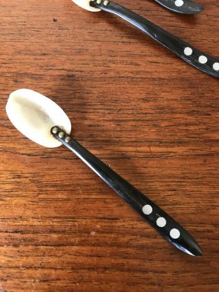 Six Vintage Mother of Pearl Caviar Sea Shell Spoons 3