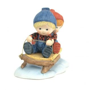 Vintage Enesco Country Cousins Sledding 1980 - Kate & Scooter On Sled