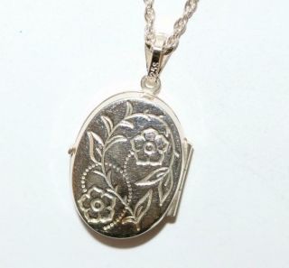 Vintage Sterling Silver Opening Floral Locket Pendant Necklace With Gift Box