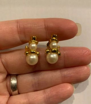 Avon Vintage Gold Tone Faux Pearl Snowman Pierced Earrings