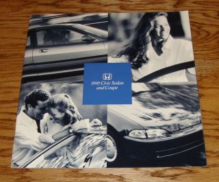 1995 Honda Civic Sedan & Coupe Deluxe Sales Brochure 95