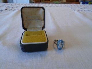 Boxed Vintage Wedgwood Blue Jasper Ware And Sterling Silver Ring Size L