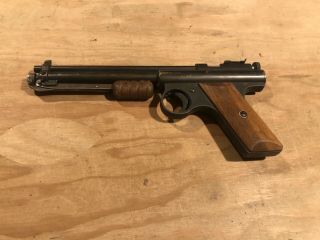 Vintage Benjamin Franklin Model 112 Air Gun Pellet Pistol.  22 Caliber Broken