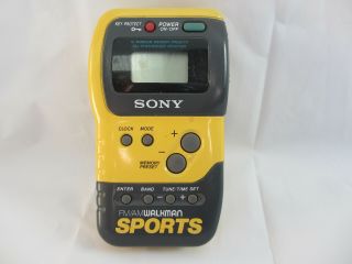 Vintage Sony Sports Walkman Portable Radio Srf - M70