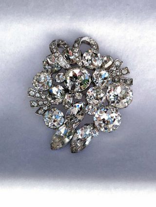 Vintage Signed Weiss Brooch Crystal Clear Gem Rhinestones Stunning