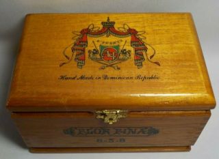 Flor Fina 8 - 5 - 8 Wooden Empty Cigar Box Chest Vintage Dovetailed