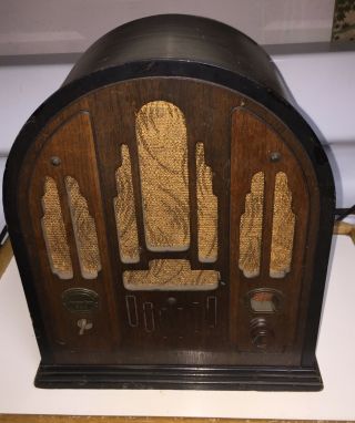Atwater Kent Model 944 Cathedral Antique Desk Radio