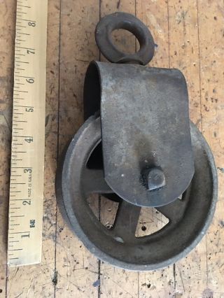 Vintage Antique Cast Iron Barn Pulley