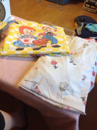 Vintage Raggedy Ann And Andy Twin Size Flat Sheet & Circus Fitted Sheet