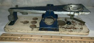 Antique White Mfg Egg Scale Grader Painted Base 5 Weight Holes Bumper Farm Tool
