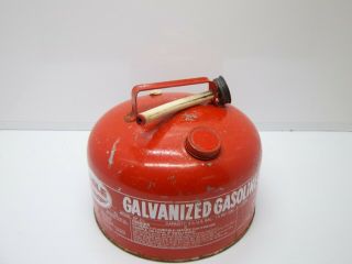 Vintage Eagle 2 - 1/4 Gallon Galvanized Gas Can Model Sp 2 1/2 W/spout Usa