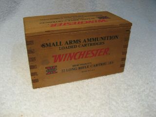 Vintage Winchester Small Arms Ammunition 22 Long Rifle Cartridge X22lr Wood Box