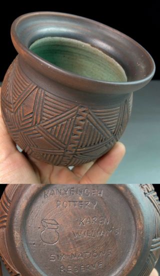 Old Vtg Native American Kanyengeh Pottery Vase Six Nations Iroquois Indians Sign