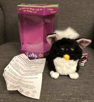 Vintage Furby 1998 Black White Skunk With Tags Instructions Box Moves No Talking