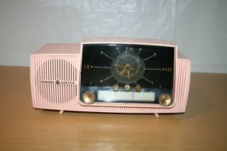 Vintage Retro Pink General Electric Model 913d Am Tube Clock Radio 1956/1957