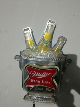Vintage Miller High Life Light Up 3 Bottle Bucket Beer Sign