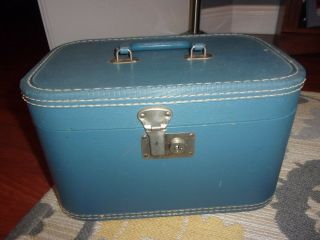 Vintage Blue Train Case/ Make Up Case Blue With Mirror