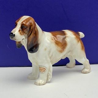 Royal Doulton Animal Puppy Dog Figurine England Vintage Vtg Statue Basset Hound