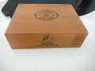 Vintage Dove Tail Wooden Corina Larks Cigar Box Factory 70 La