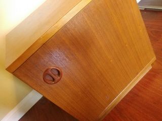 Vintage Mid Century Modern Atomic Teak Wood End Table Lamp Nightstand Cabinet